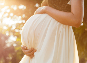 CRO_Health_Outside_Pregnant_Woman_05-15